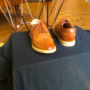 Oxford Leather Lace-Up Flats